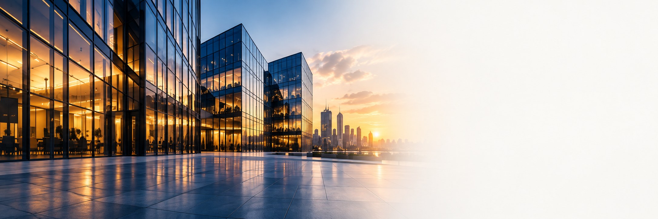 Edifícios corporativos ao pôr do sol
